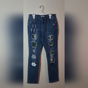 Tres Chic Dark Wash Distressed Floral Patch Boho Casual Festival Jeans New Small